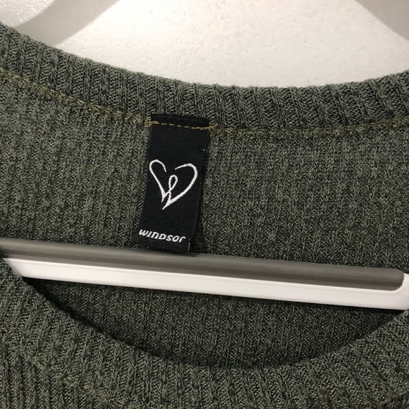 Windsor Green Sweater - Picture 6 of 7